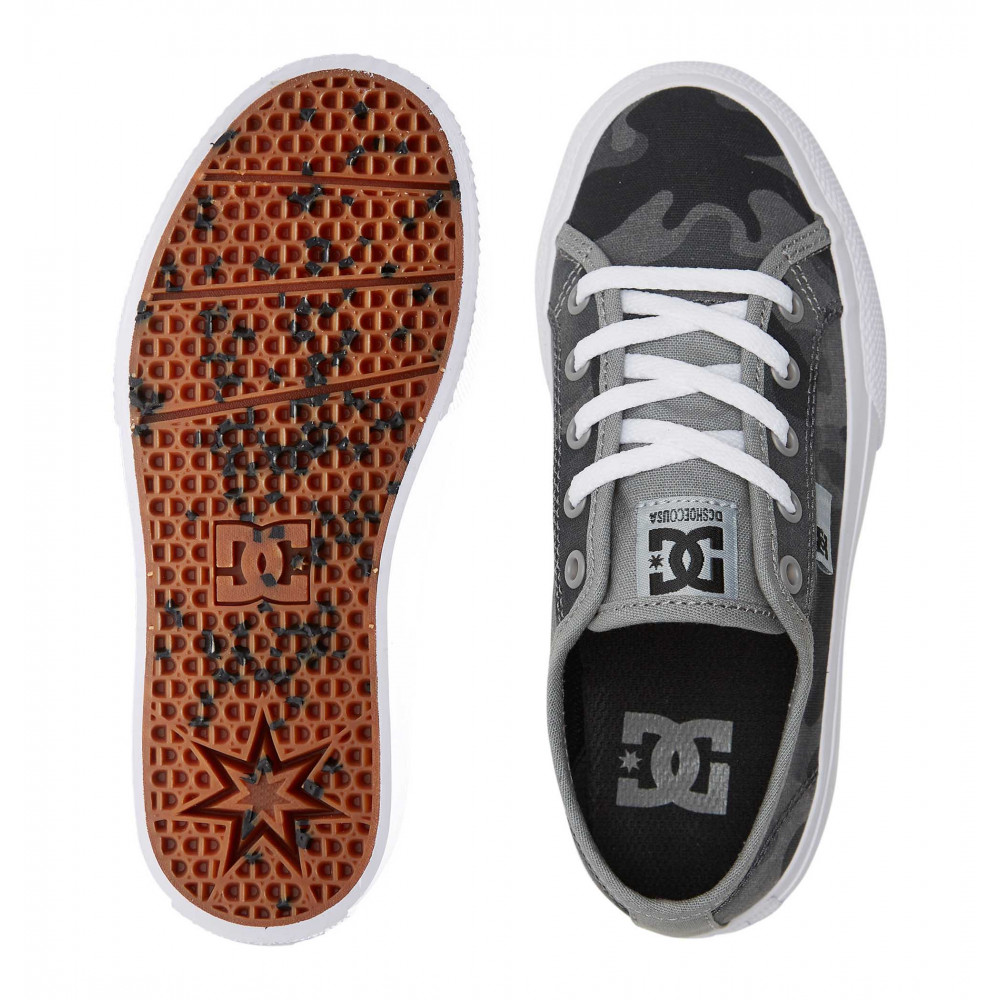 ADBS30036 DC Shoes Boy's Manual Shoes